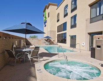 holiday inn express and suites oro valley tucson north by ihg