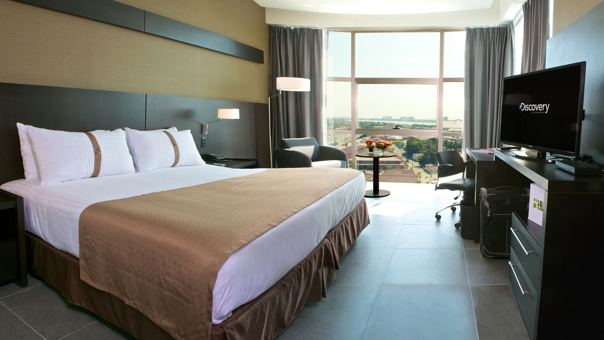 holiday inn guayaquil airport