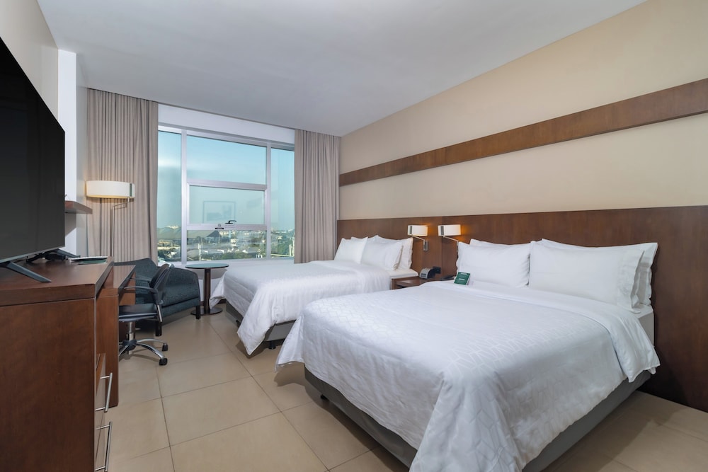 holiday inn guayaquil airport