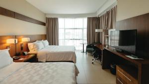 holiday inn guayaquil airport