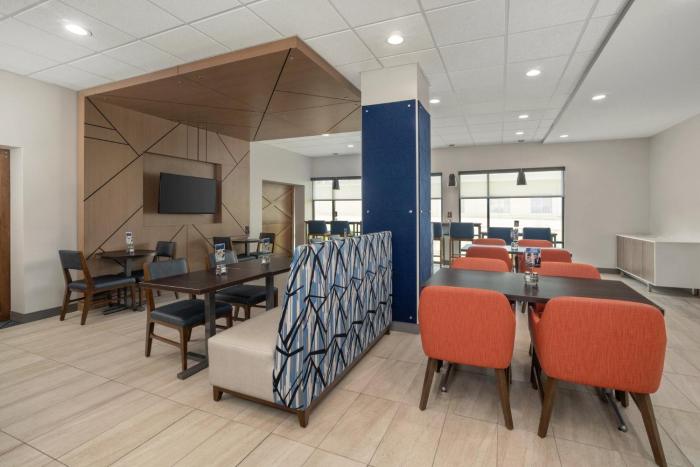 holiday inn express hattiesburg west univ area an ihg hotel