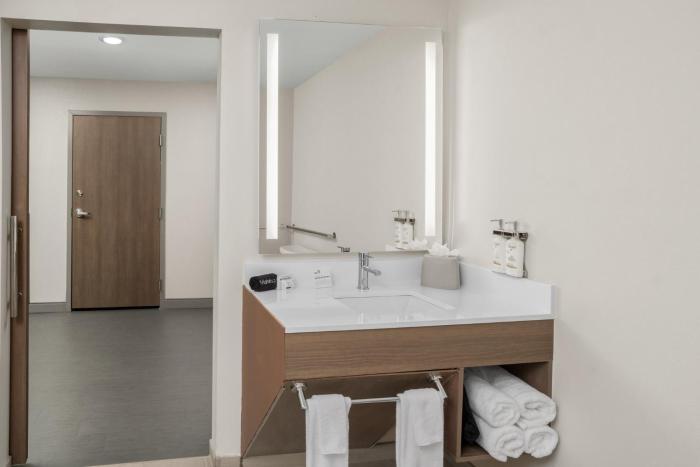 holiday inn express hattiesburg west univ area an ihg hotel