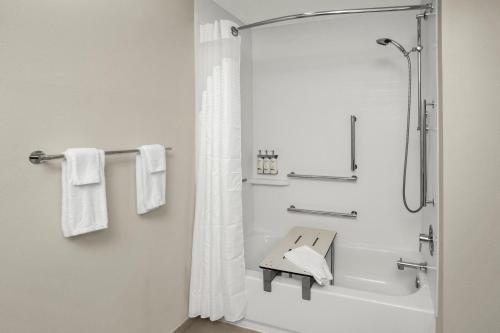 holiday inn express hattiesburg west univ area an ihg hotel