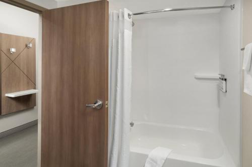 holiday inn express hattiesburg west univ area an ihg hotel