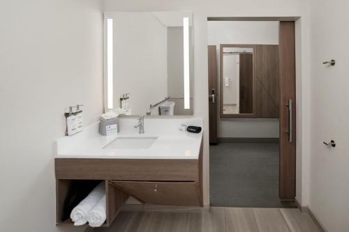 holiday inn express hattiesburg west univ area an ihg hotel