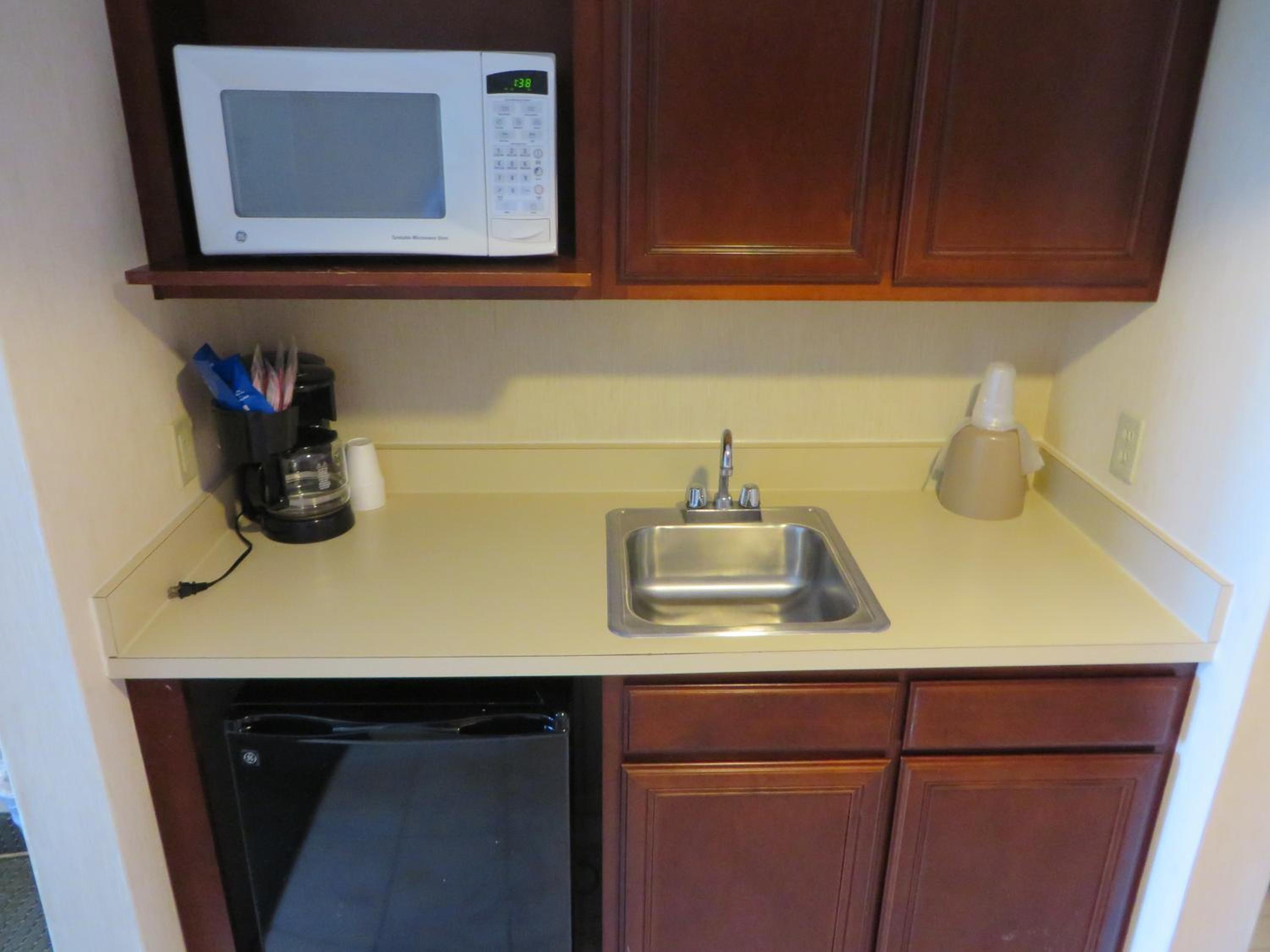 ocean 1 hotel and suites