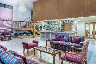 days inn and suites by wyndham logan