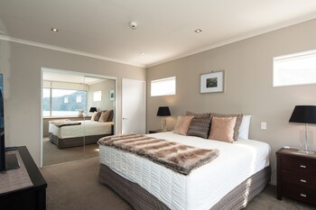 picton waterfront apartments