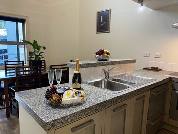 picton waterfront apartments