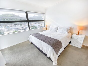 picton waterfront apartments