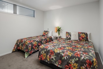 picton waterfront apartments