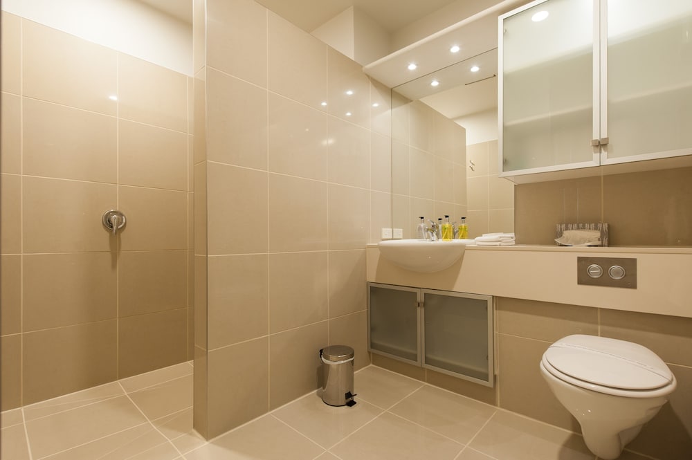 picton waterfront apartments