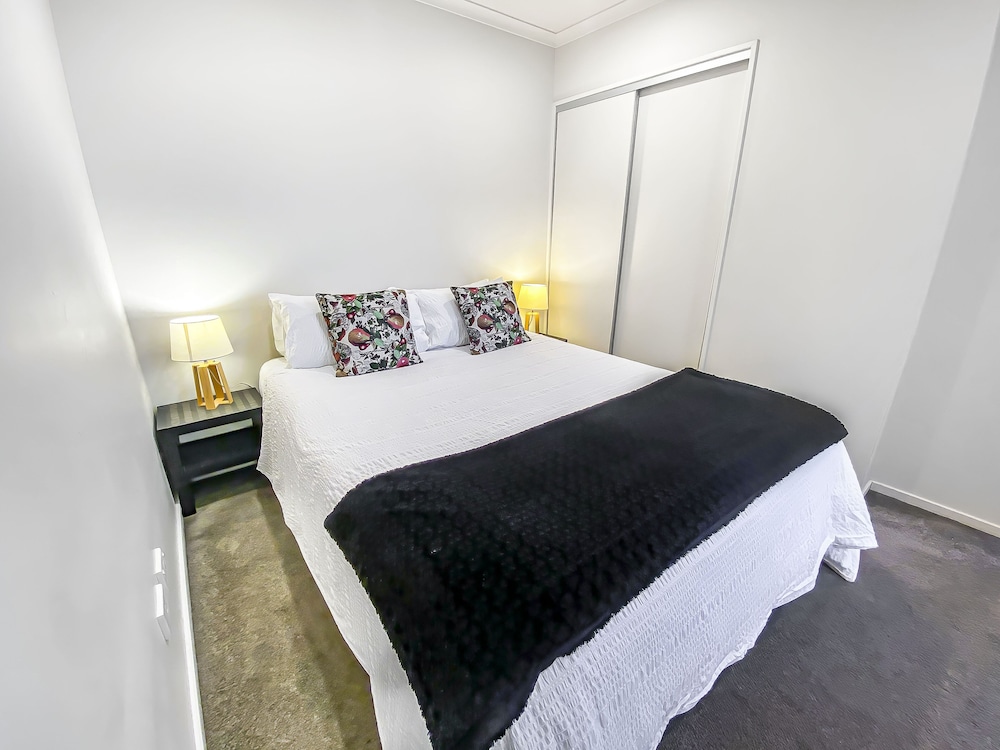 picton waterfront apartments