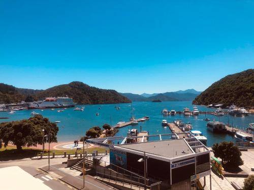 picton waterfront apartments