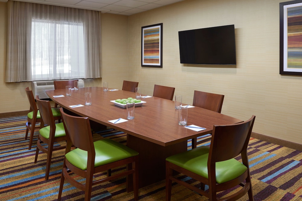 fairfield inn and suites by marriott barrie