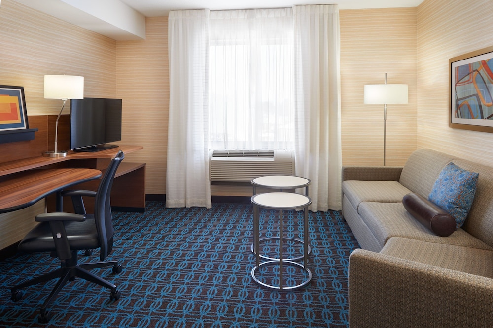 fairfield inn and suites by marriott barrie