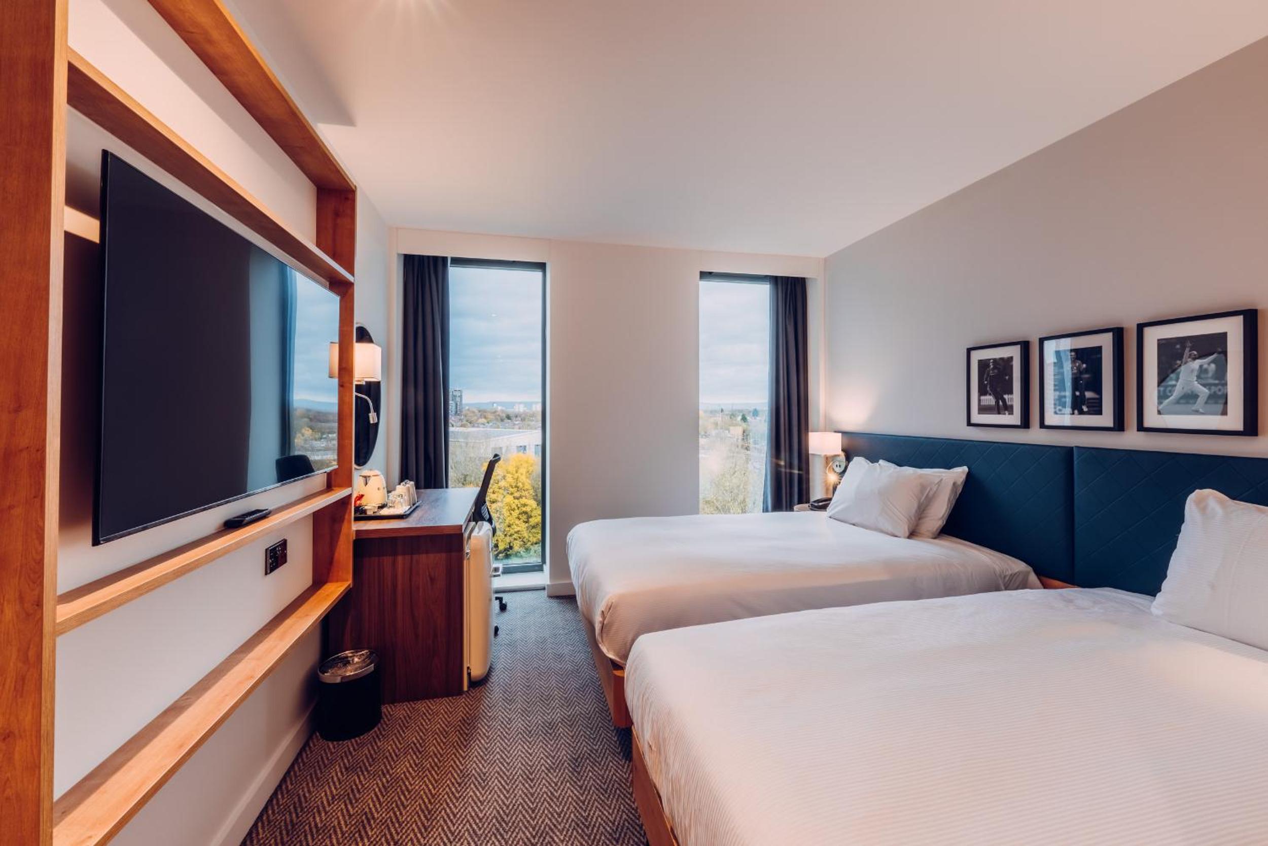 hilton garden inn manchester emirates old trafford