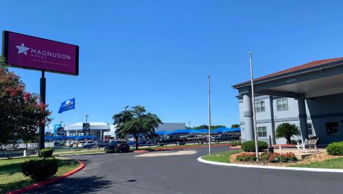 howard johnson inn san antonio near six flags fies