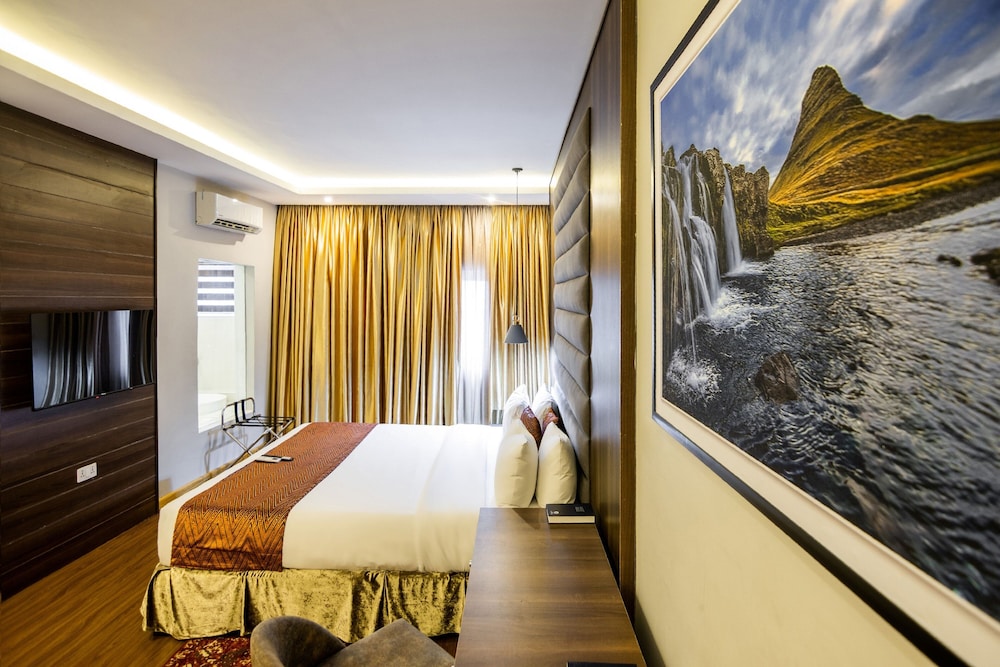 protea hotel delta