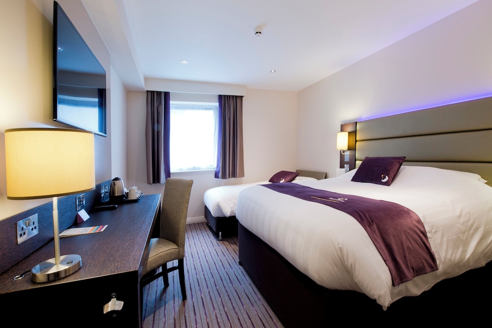 premier inn bristol cc lewins mead