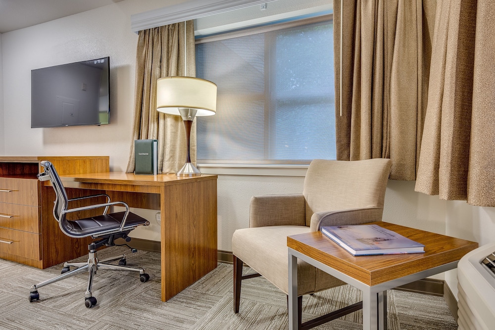the marshall suites