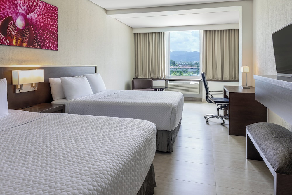 crowne plaza panama airport by ihg