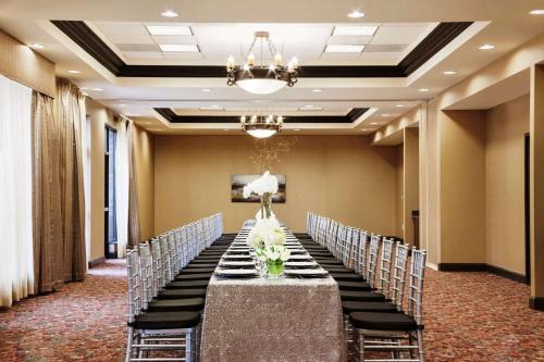 hilton garden inn denison sherman at texoma event center