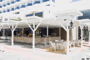 ascos coral beach hotel