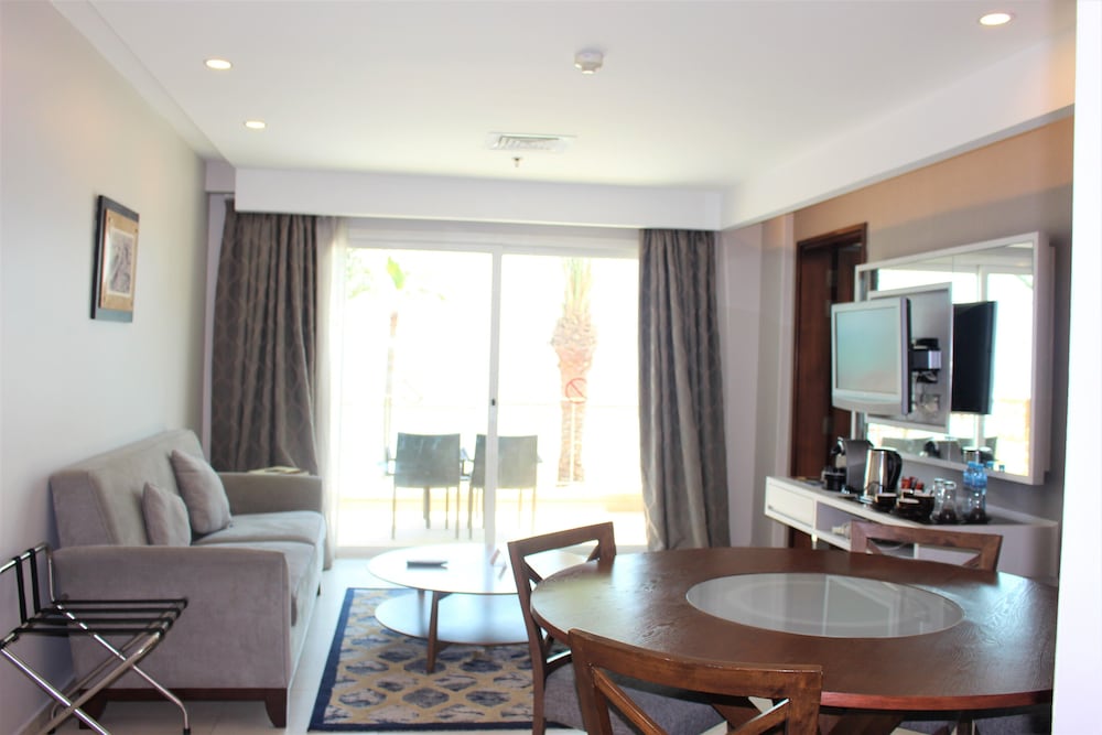 movenpick kuwait al bidaa