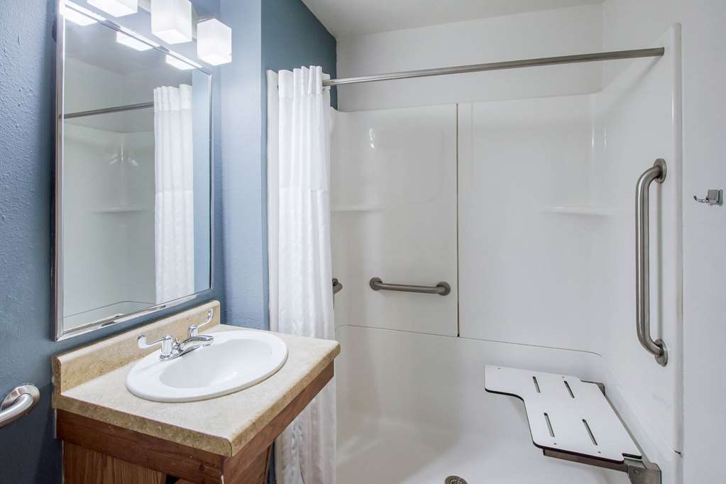 woodspring suites jacksonville east 295 cruise port