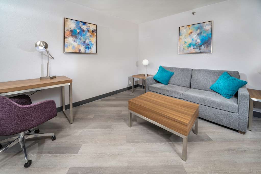 best western plus raleigh crabtree valley hotel