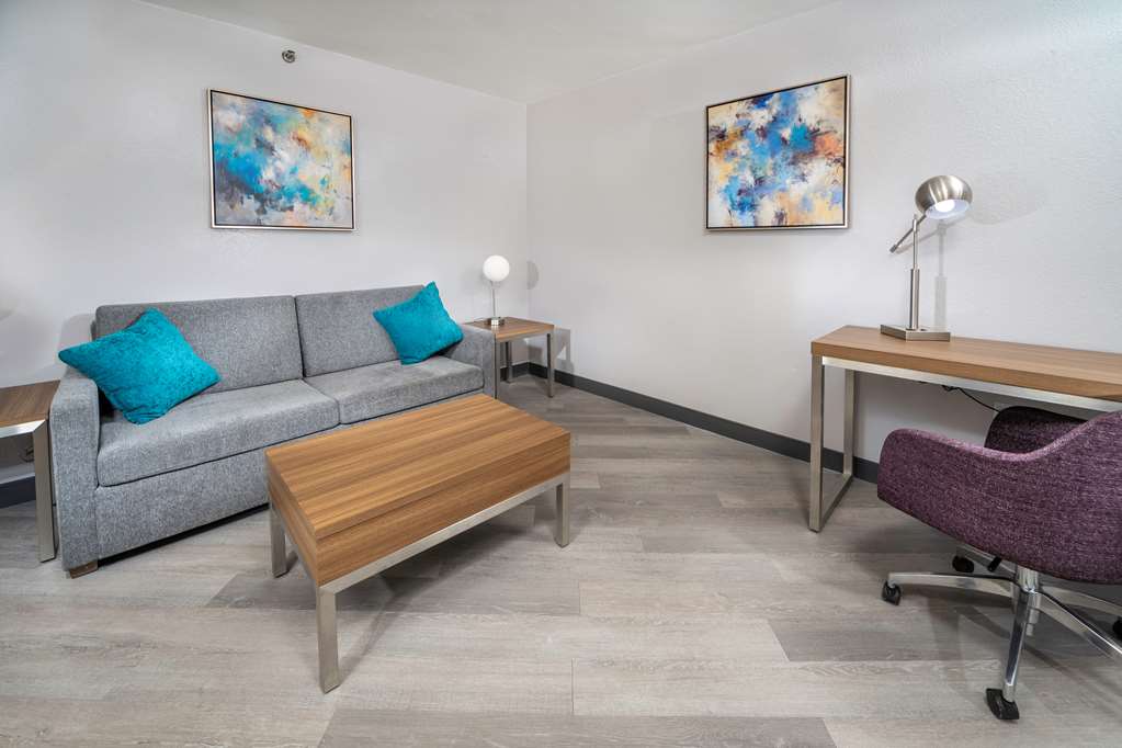 best western plus raleigh crabtree valley hotel