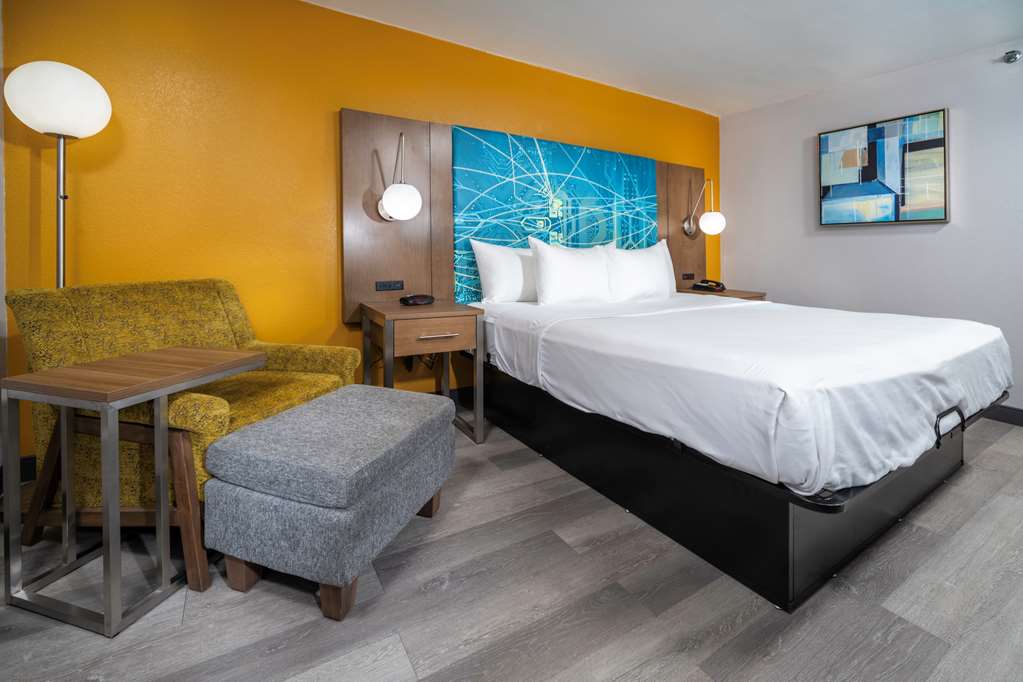 best western plus raleigh crabtree valley hotel