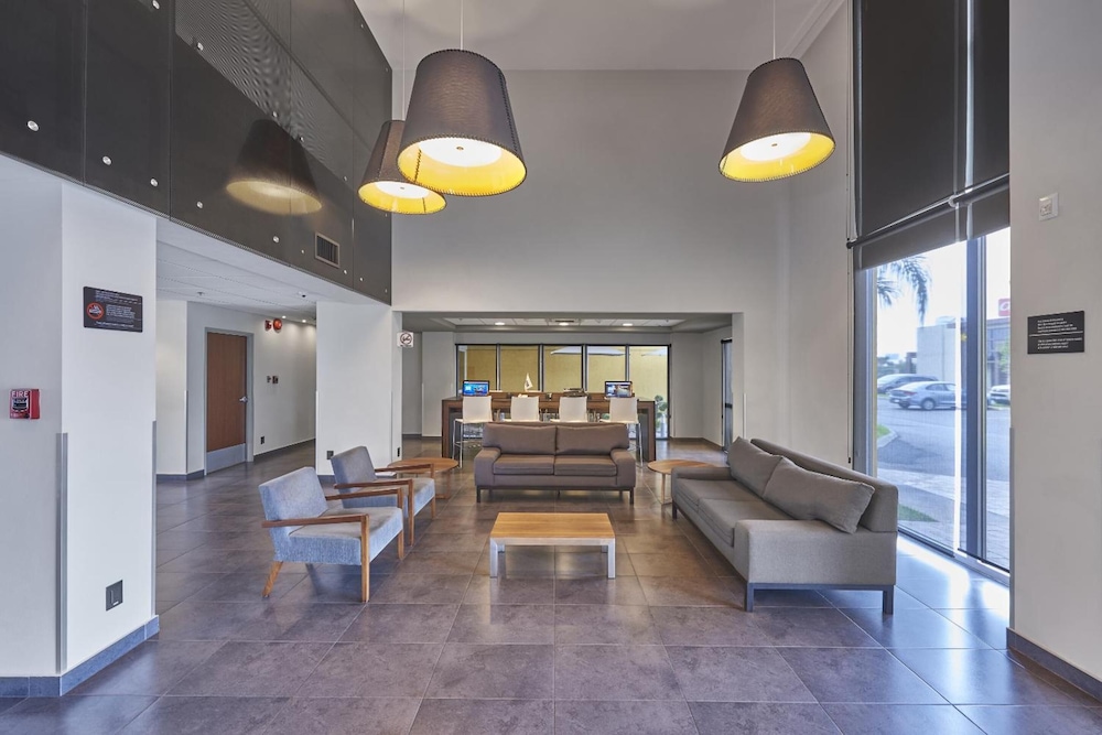 city express by marriott monterrey norte