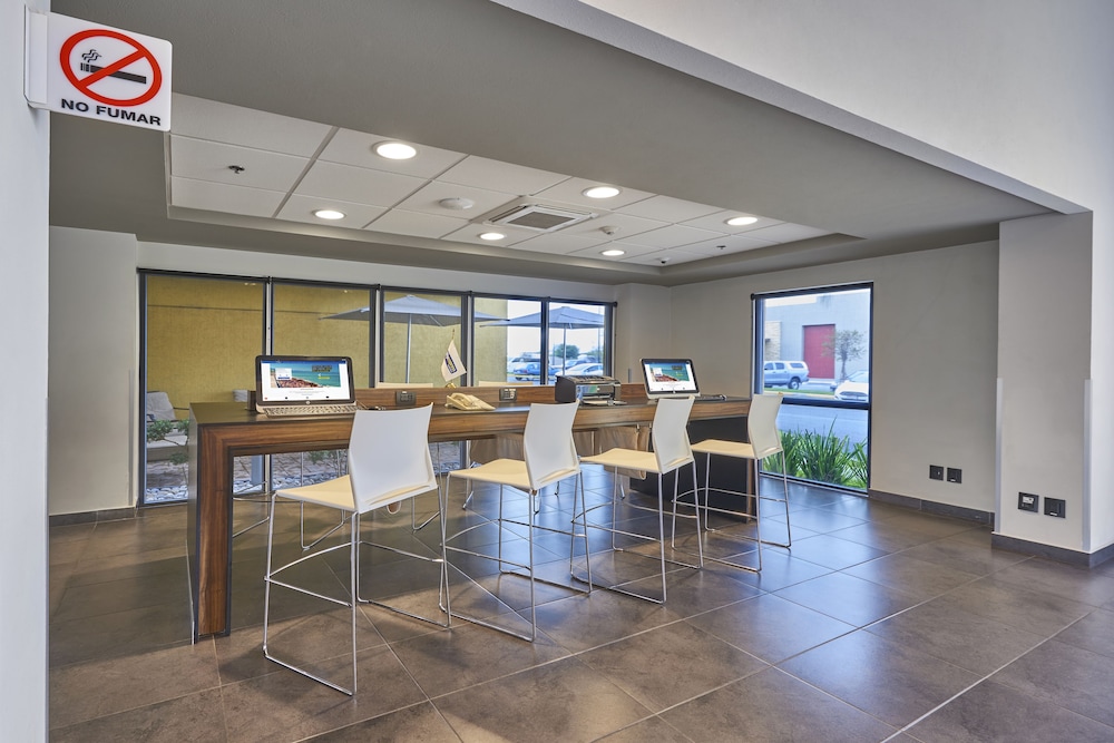 city express by marriott monterrey norte