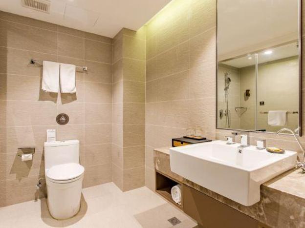 home inn plus hefei south high speed railway station