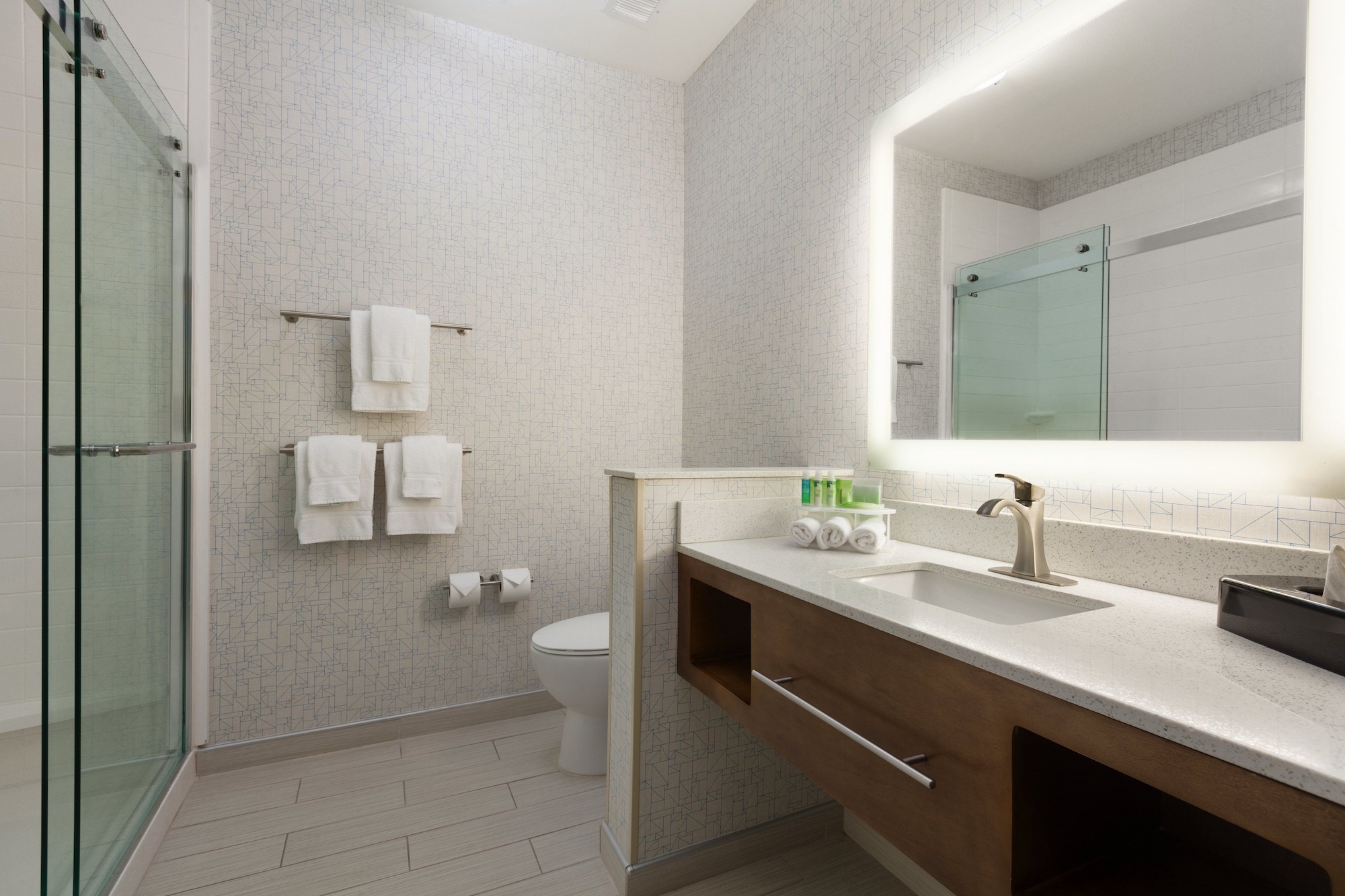 holiday inn express and suites edinburg mcallen area by ihg