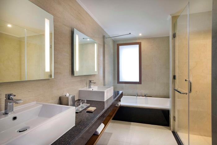 doubletree by hilton resort and spa marjan island