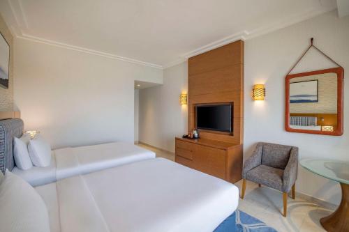 doubletree by hilton resort and spa marjan island