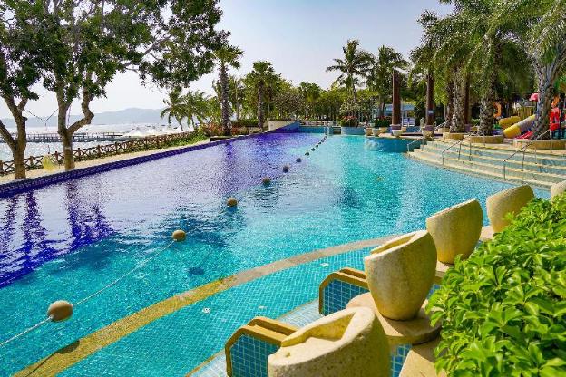 ocean view resort yalong bay former holiday inn y