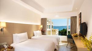ocean view resort yalong bay former holiday inn y