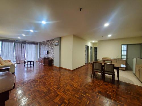 star regency hotel apartment