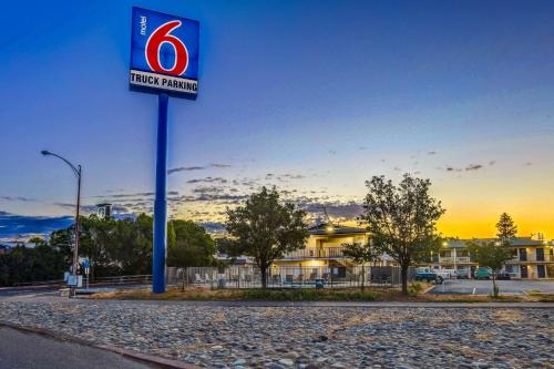 motel 6 red bluff ca