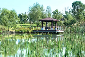 jinji lake grand hotel