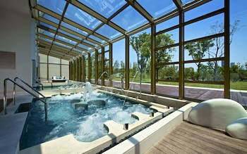 jinji lake grand hotel