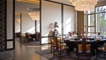 jinji lake grand hotel