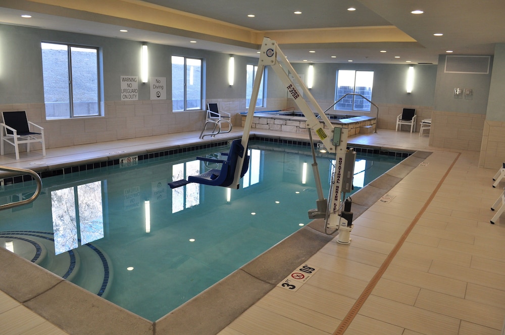 holiday inn express and suites price by ihg