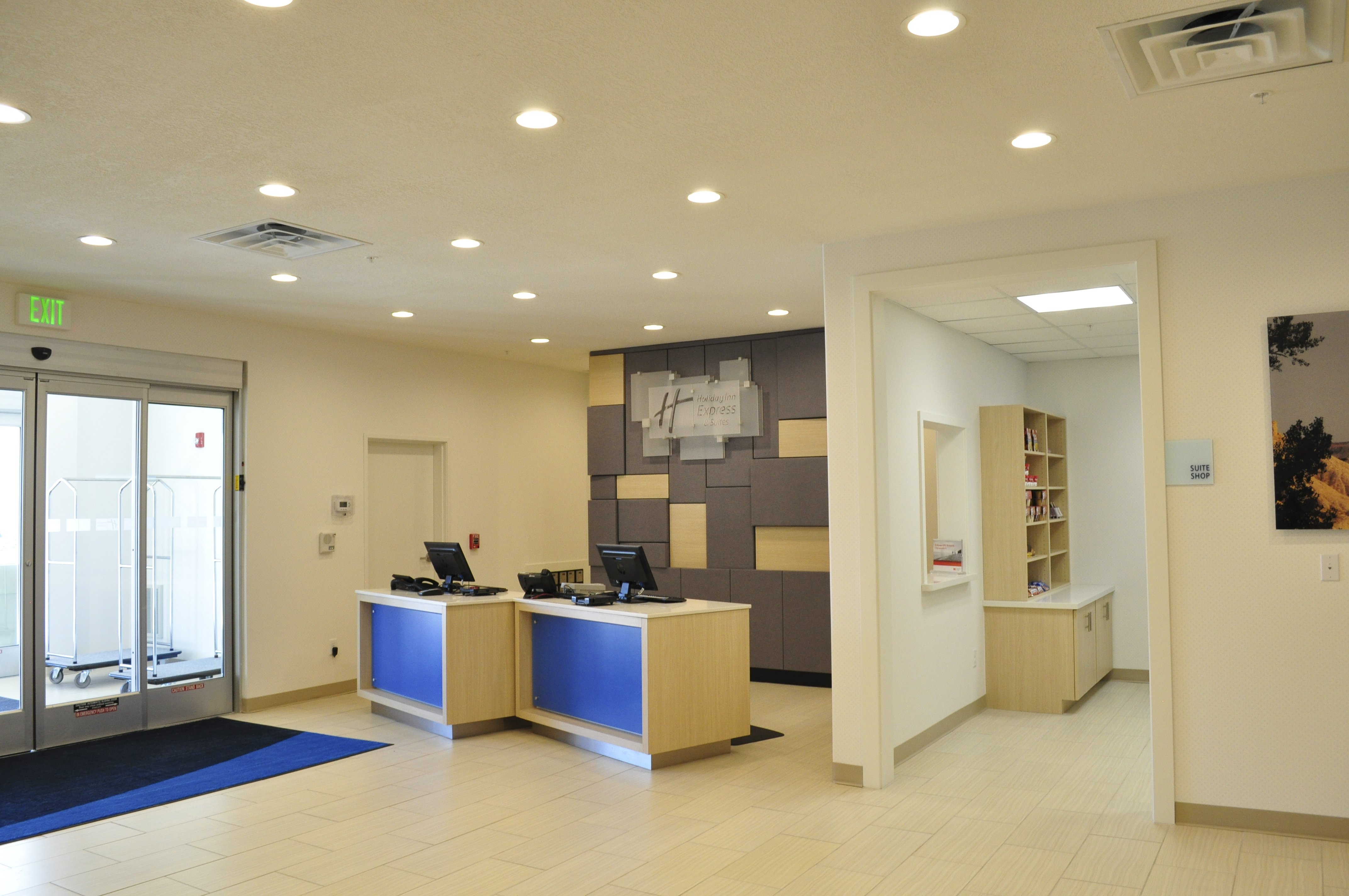 holiday inn express and suites price by ihg