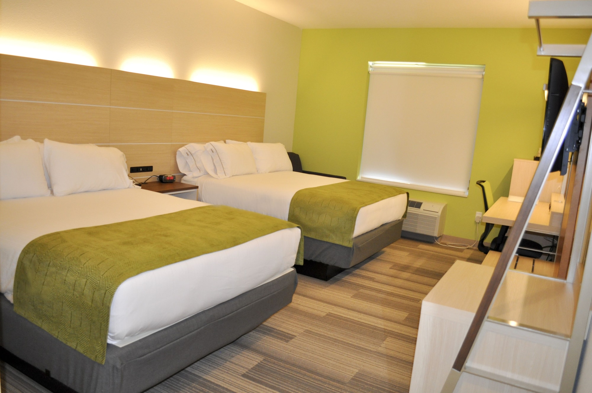 holiday inn express and suites price by ihg