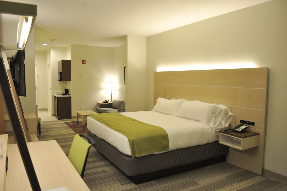 holiday inn express and suites price by ihg